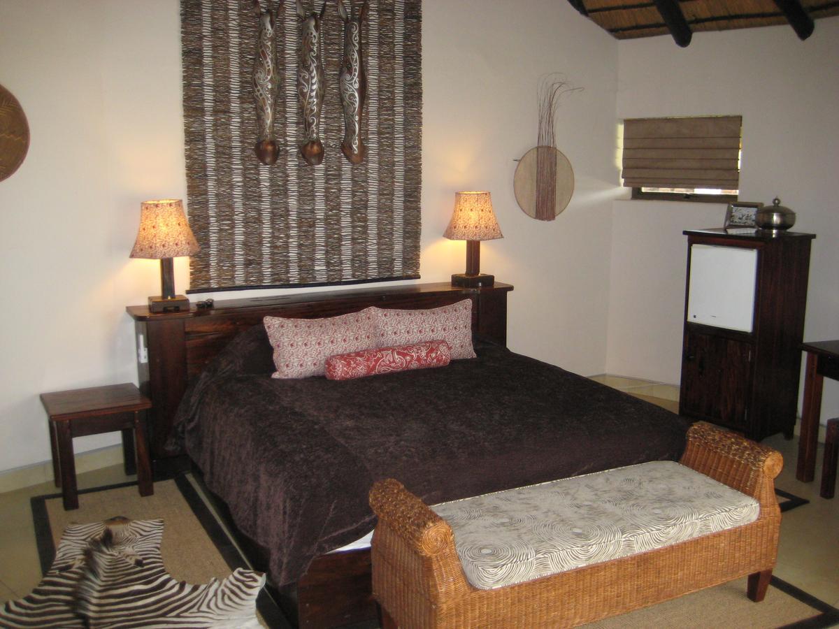 La Rochelle Lodge Okaukuejo Eksteriør bilde